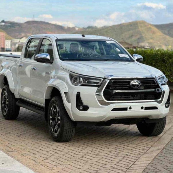 TOYOTA HILIUX SRX 2024 OKM OU 400 MIL REAIS 🎉